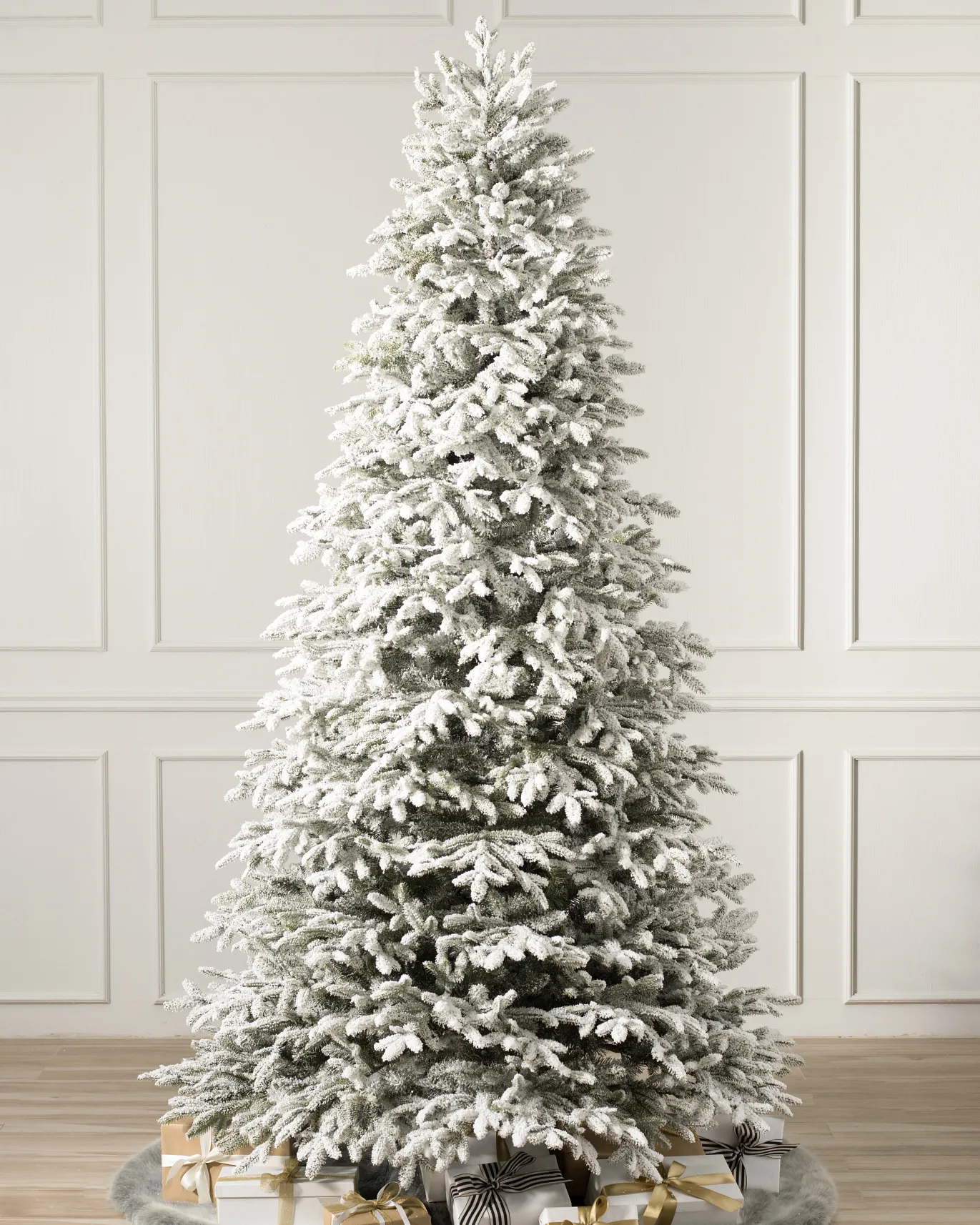 15 Künstliche, beschneite Fraser-Weihnachtsbäume 229 cm – Bild 1